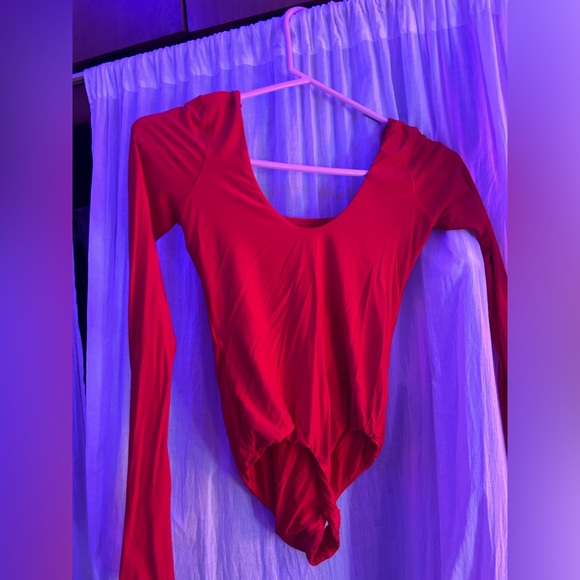 Aerie Smoothiez Bright Red Long Sleeve Bodysuit - Picture 3 of 3